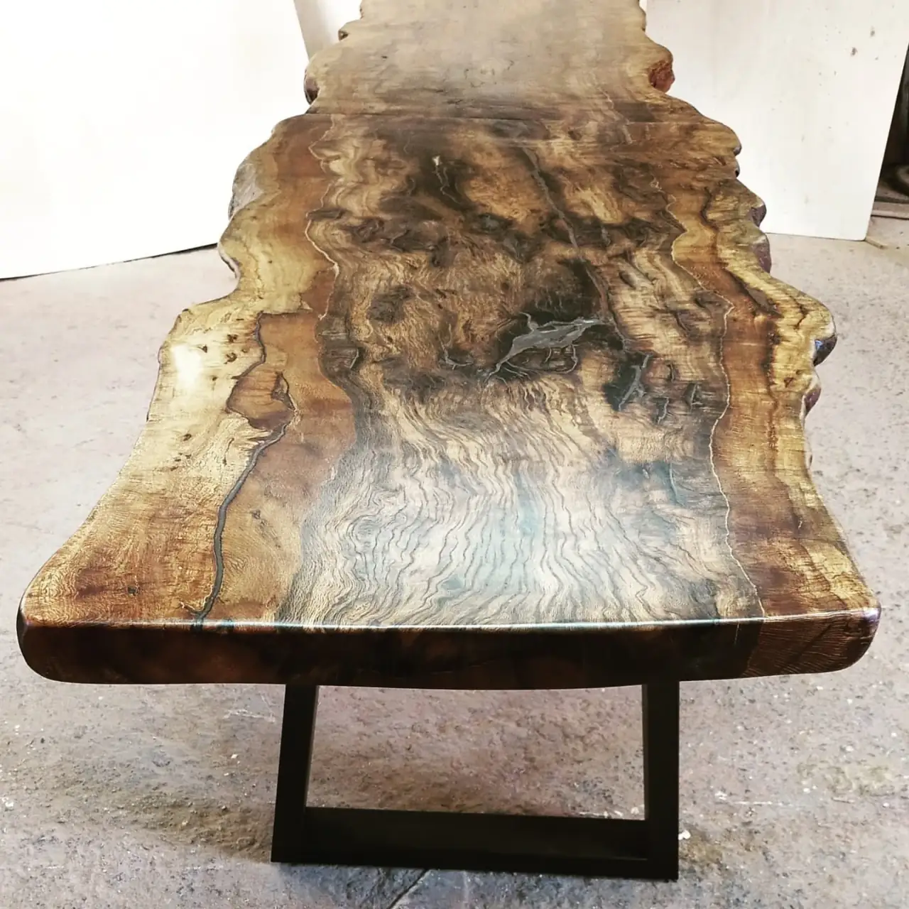 Mesa de nogal a medida
