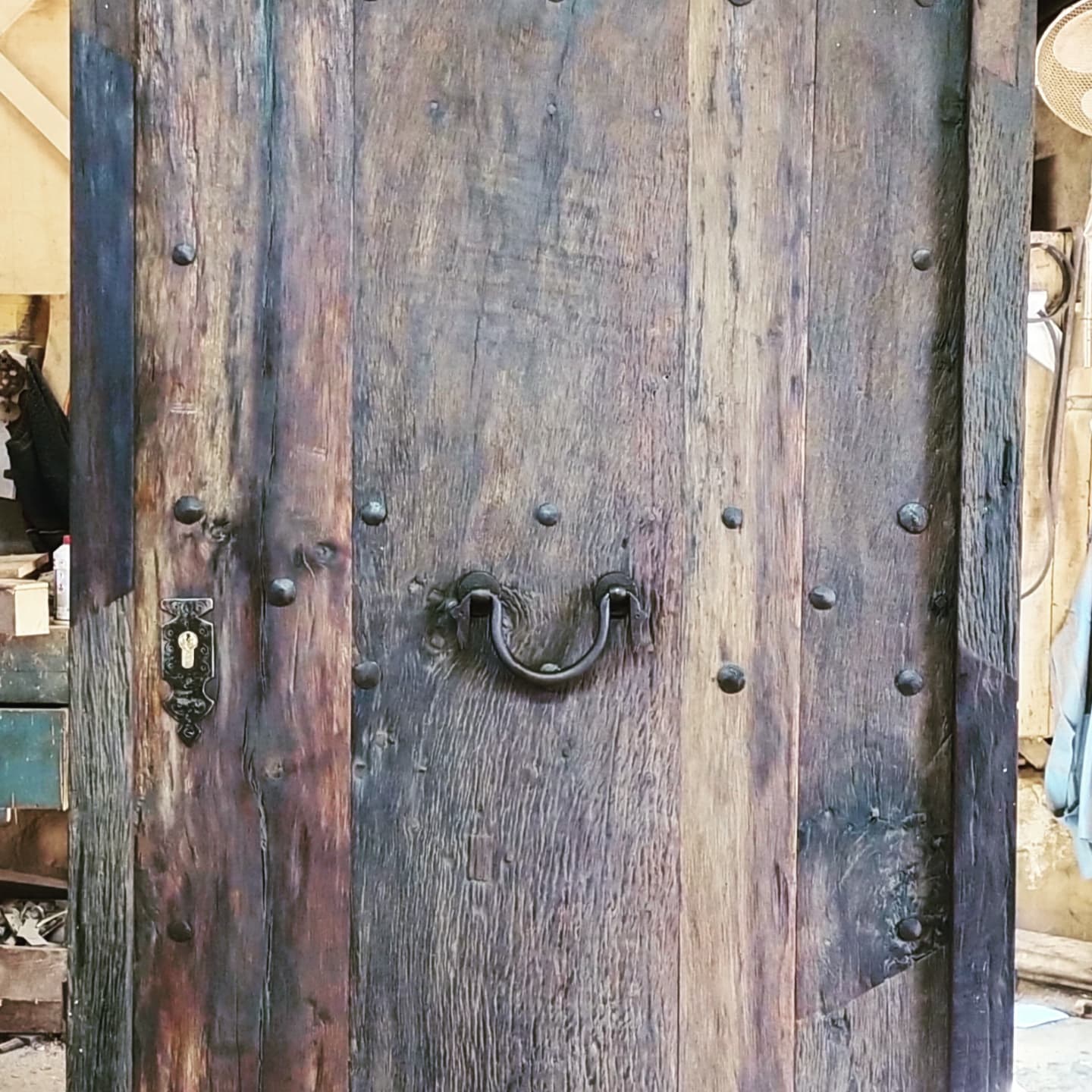 Puerta de tablones envejecida — foto 2